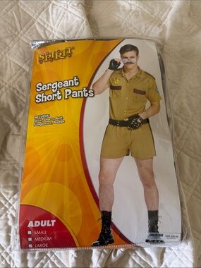 Spirit Men’s Sergeant Shorts in Khaki